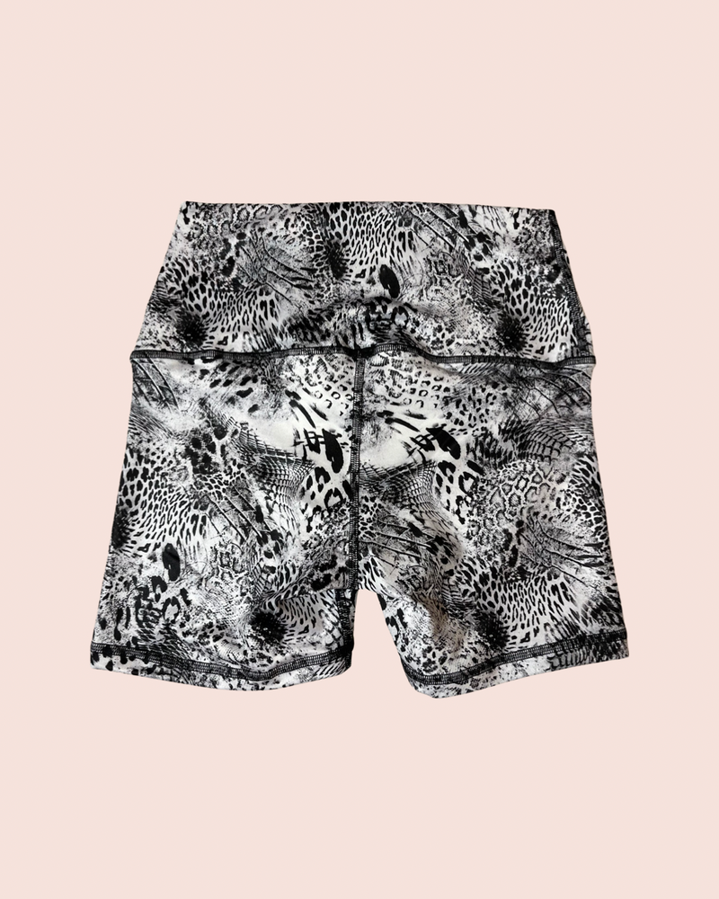 Into The Wild Shorts Snake Print
