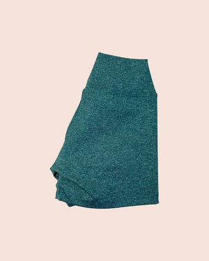 RESILIENT Smooth Shorts Green